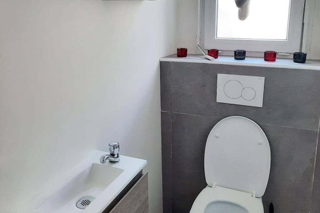 Magnifique Appartement Avec Terrasse Et Parking, 8 Personnes Nanterre Extérieur photo