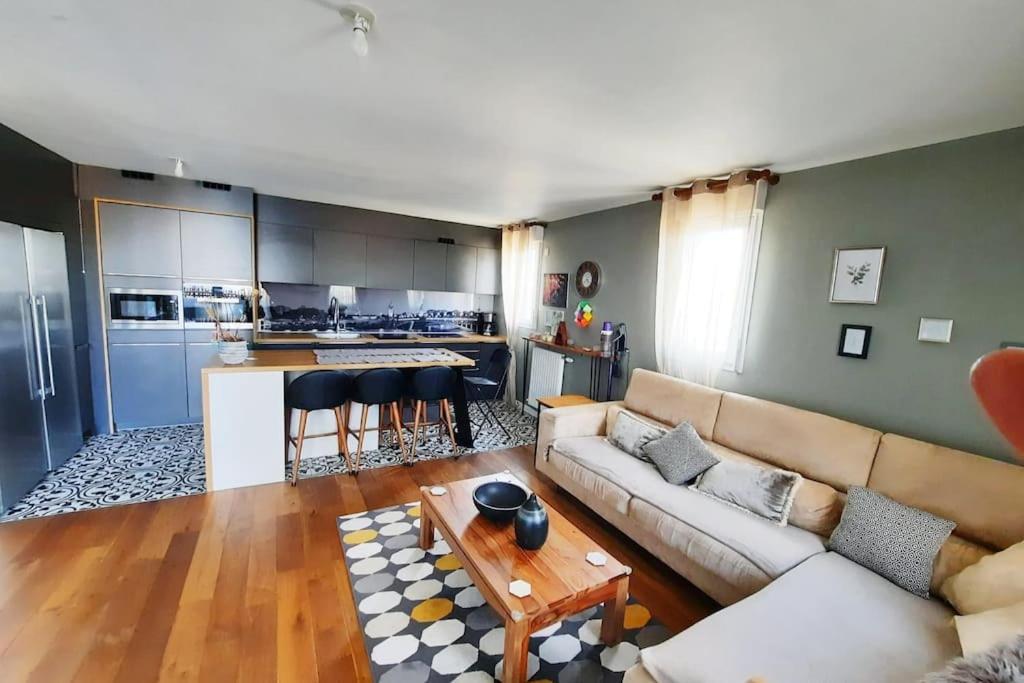 Magnifique Appartement Avec Terrasse Et Parking, 8 Personnes Nanterre Extérieur photo